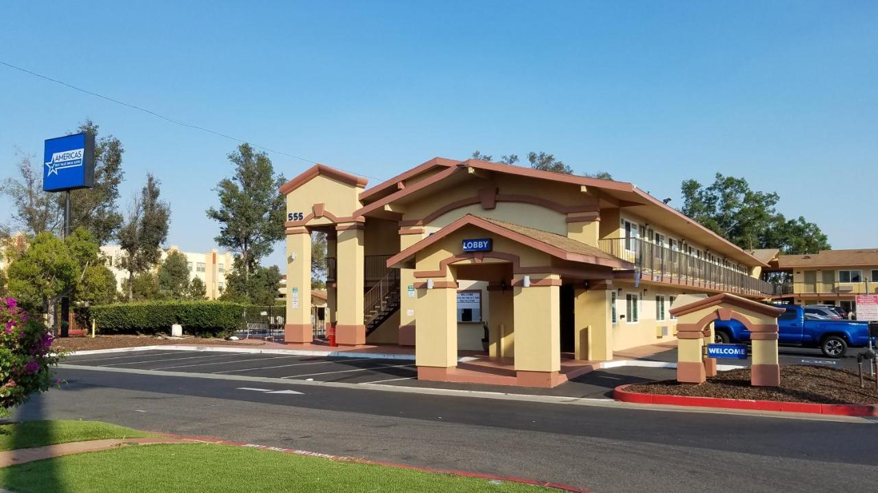 Americas Best Value Inn & Suites אסקונדידו מראה חיצוני תמונה